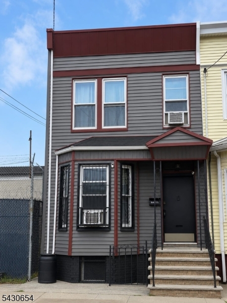32 Emmet St, Newark City, NJ 07114 Listing Photo  0