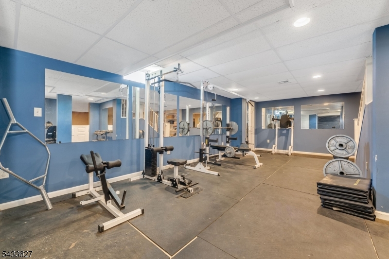 HOME GYM IN FINISHED LOWER LVL
