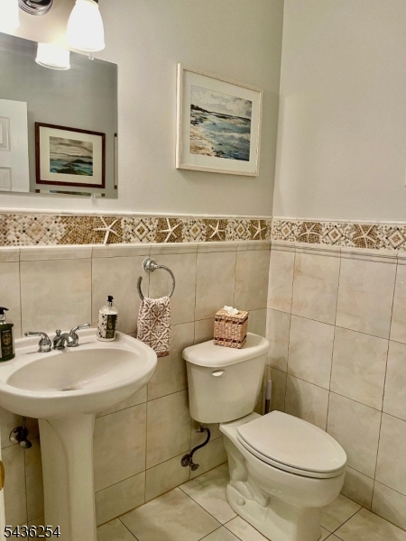 Powder room