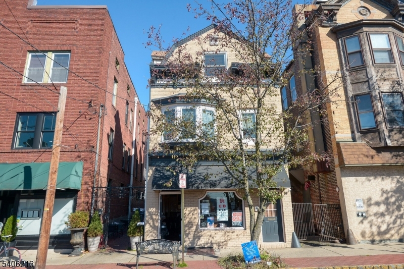 94 Walnut St Unit 2 #2, Montclair Twp., NJ 07042