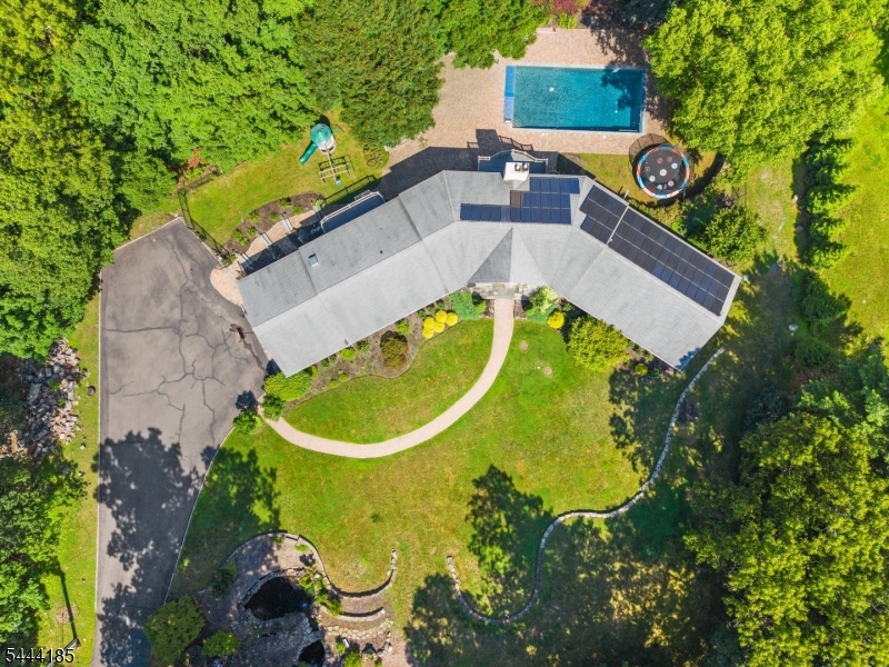 720 Berdan Ave