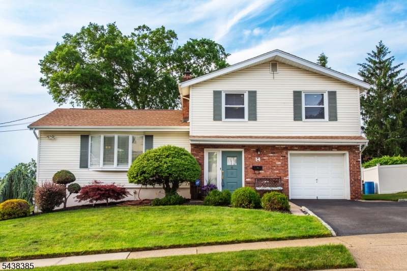 14 Stirling Ln