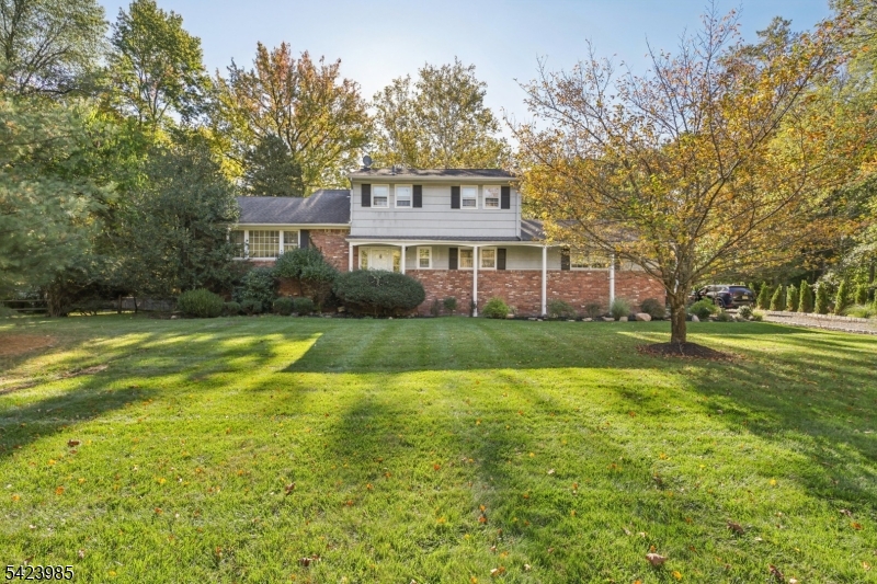  2004 Winding Brook Way, Scotch Plains T, NJ 07076 