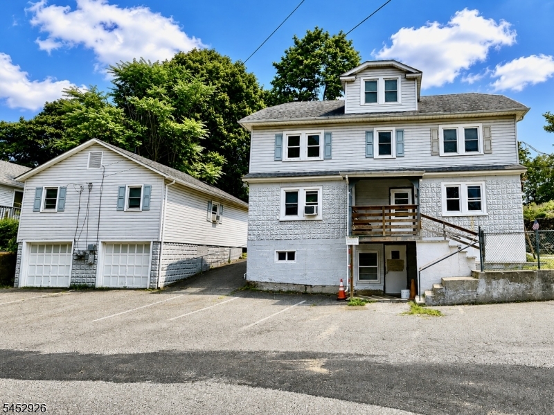 58 Nestor St
