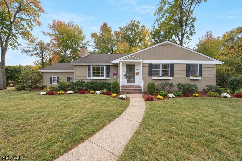 1430 Sylvan Ln, Scotch Plains T, NJ 07076