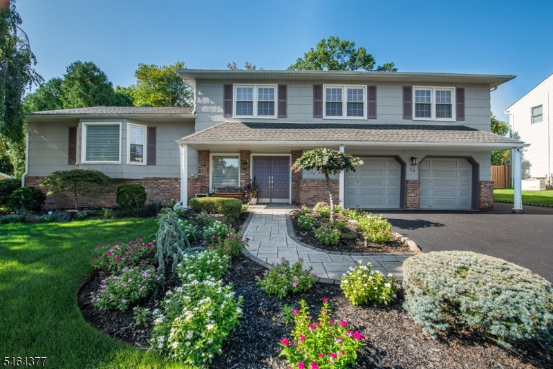 34 Reston Rd
