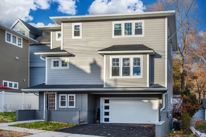 25 Tremont Ave