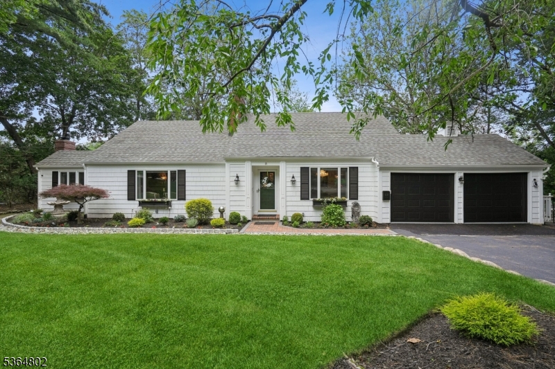 15 Barberry Way, Essex Fells Twp, NJ 07021