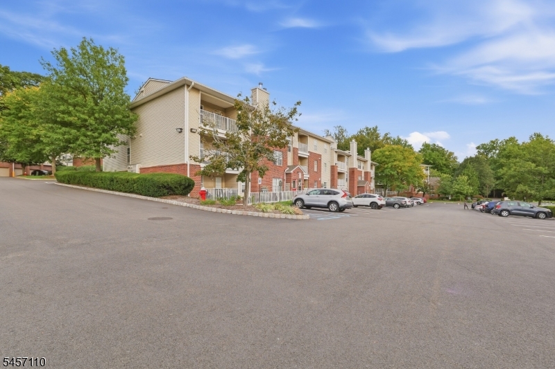1301 Schindler Ln #1301