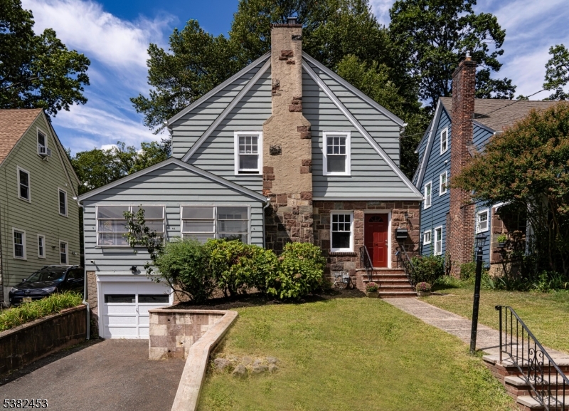 14 Glen Rd, West Orange Twp, NJ 07052