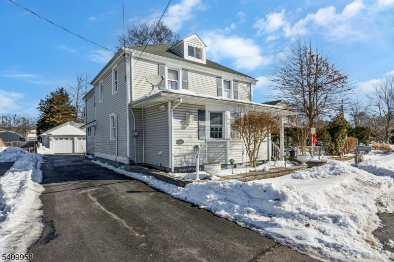 212 Vesper Ave, Middlesex Bor., NJ 08846