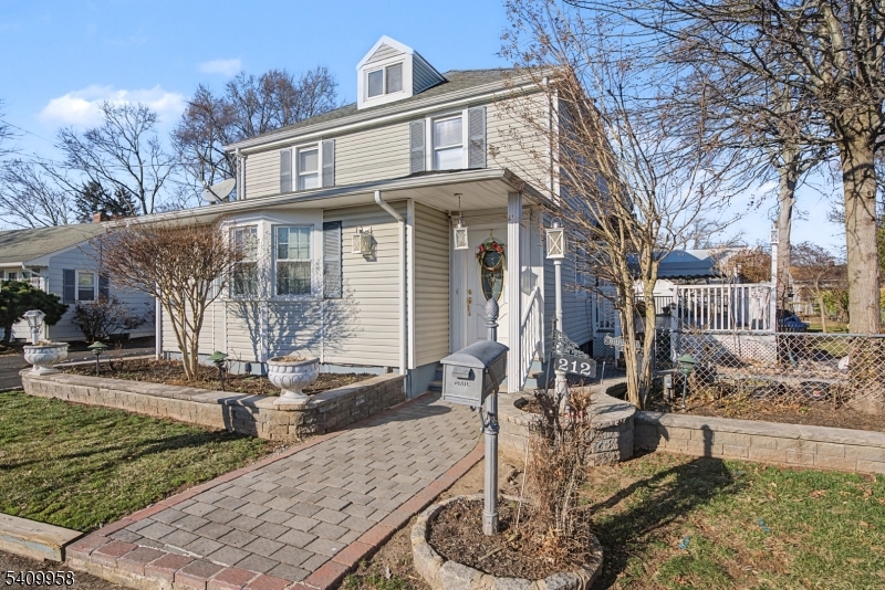 212 Vesper Ave, Middlesex Bor., NJ 08846