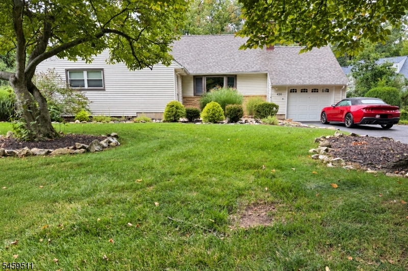  456 Bayberry Ln, Mountainside Bo, NJ 07092 