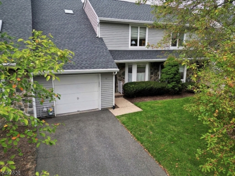 10 Matthew Rd
