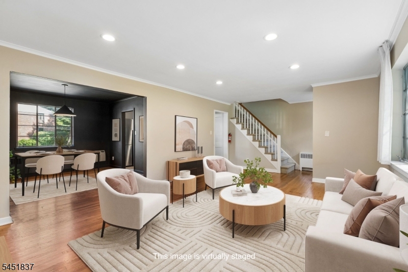41 Troy Dr