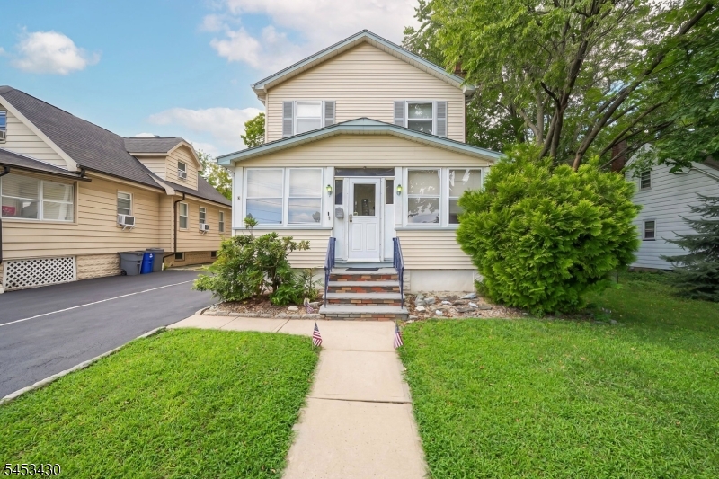 416 Roosevelt St, Roselle Park Bo, NJ 07204