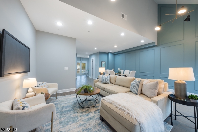  16 Riverbend Ct, New Providence, NJ 07974 