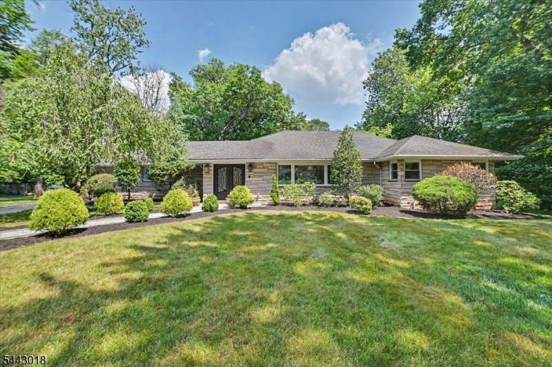  1459 Dunn Pkwy, Mountainside Bo, NJ 07092 