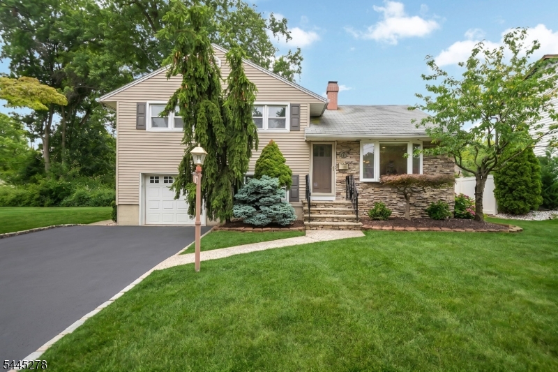 20 Glenwood Ter, Clark Twp., NJ 07066