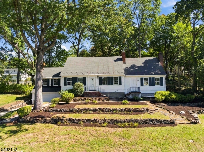 51 Valley View Ter