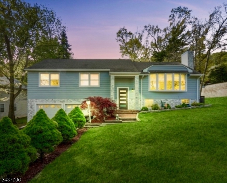  1626 Larkspur Dr, Mountainside Bo, NJ 07092 