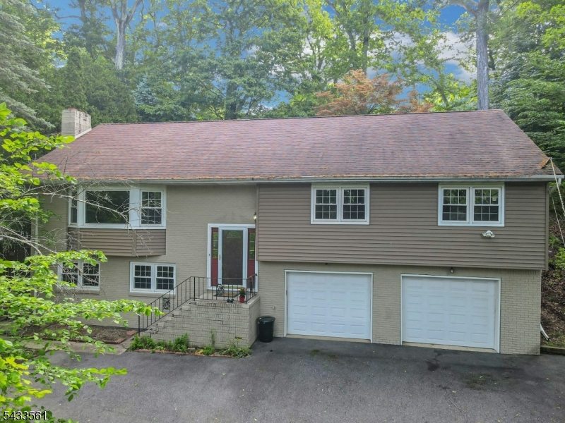 297 Pines Lake Dr E