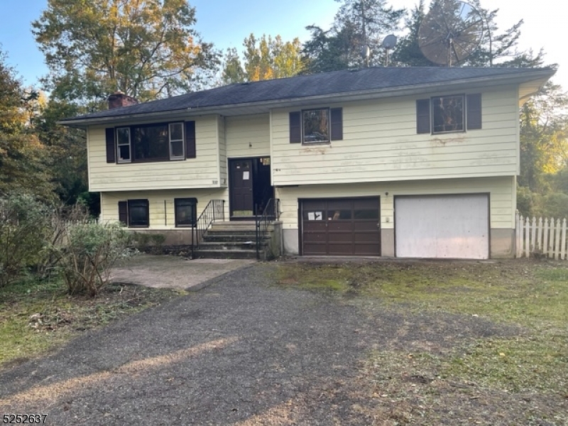 112 BASSETTS BRIDGE RD, VERNON TWP., NJ 07461 Pinnacle Realty Associates, LLC
