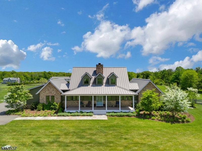 78 River Farm Ln