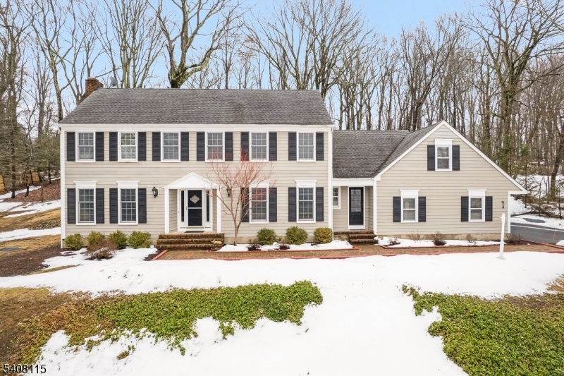 12 Waldon Rd, Washington Twp. - Morris, NJ 07830