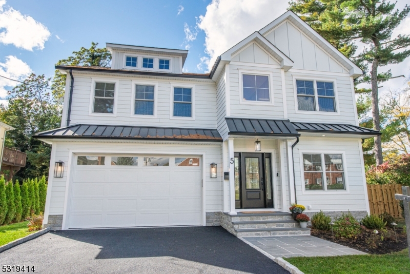 5 Tulip St, Summit City, NJ 07901