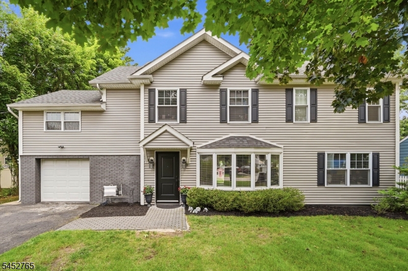 226 Church Ln