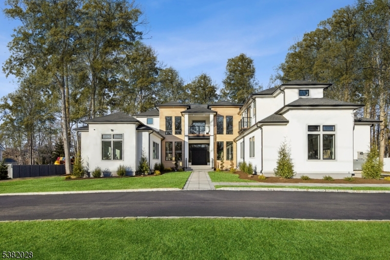  19 Highlander Dr, Scotch Plains T, NJ 07076 