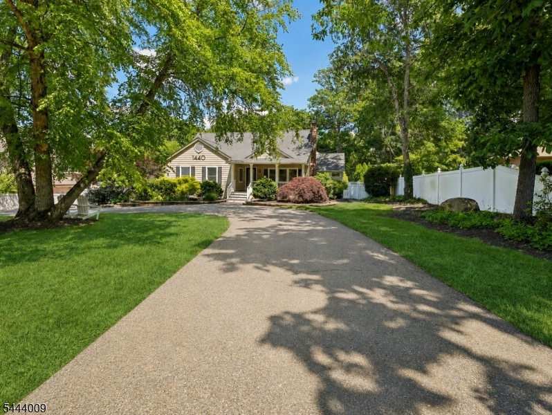 1440 Alps Rd