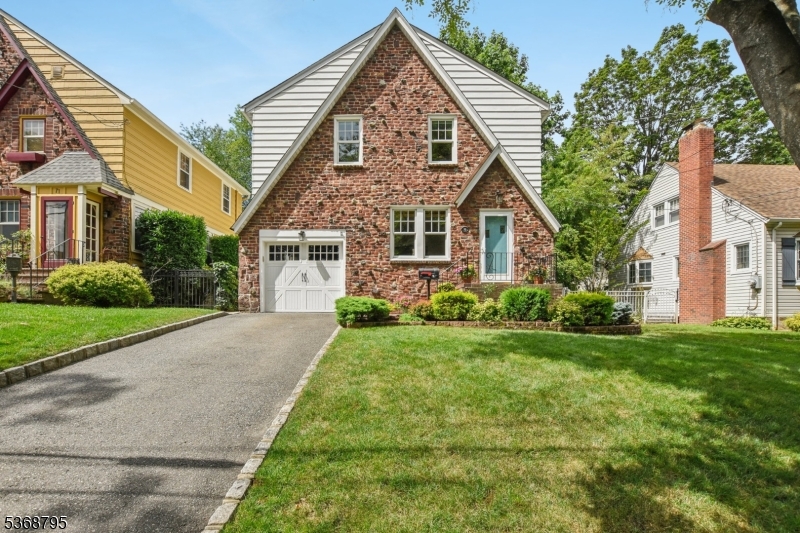 75 Mckinley St, Nutley Twp., NJ 07110