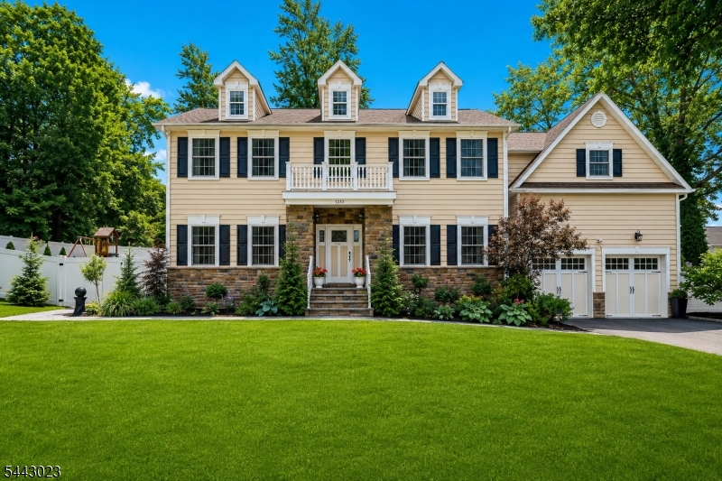  1233 Poplar Ave, Mountainside Bo, NJ 07092 