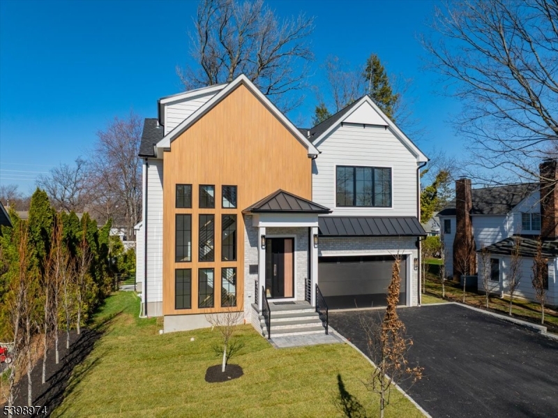  125 Tudor Oval, Westfield Town, NJ 07090 