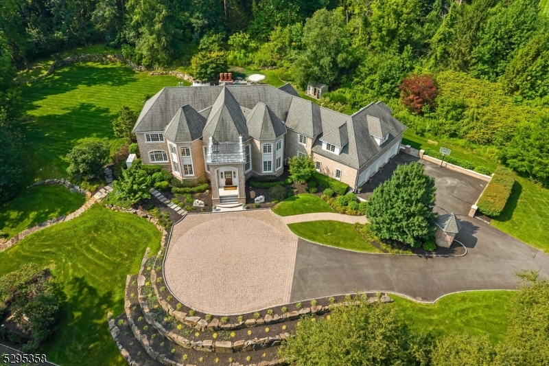 7 Cobblefield Rd, Mendham Twp., NJ 07945