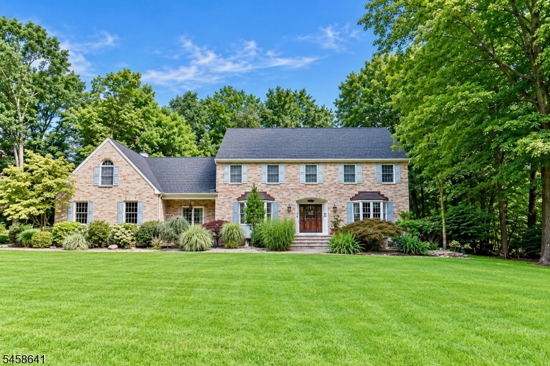 2 Continental Dr