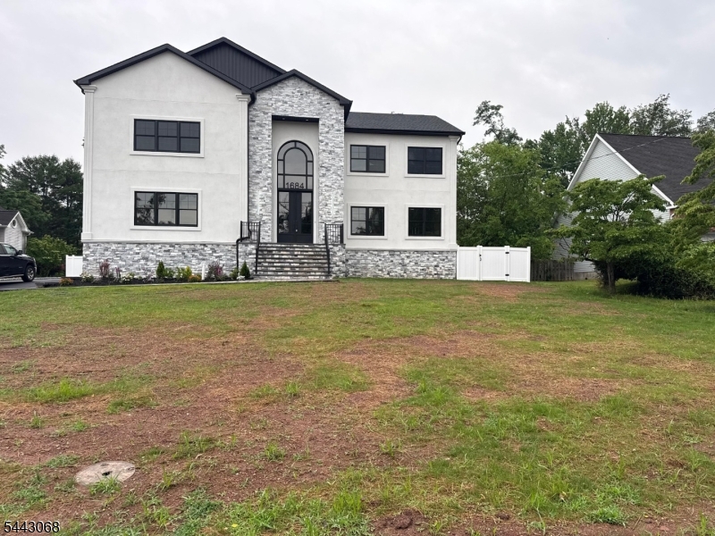 1684 Frank St, Edison Twp., NJ 08820
