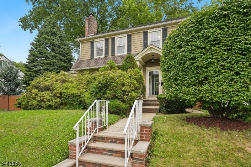 158 Lincoln Ave