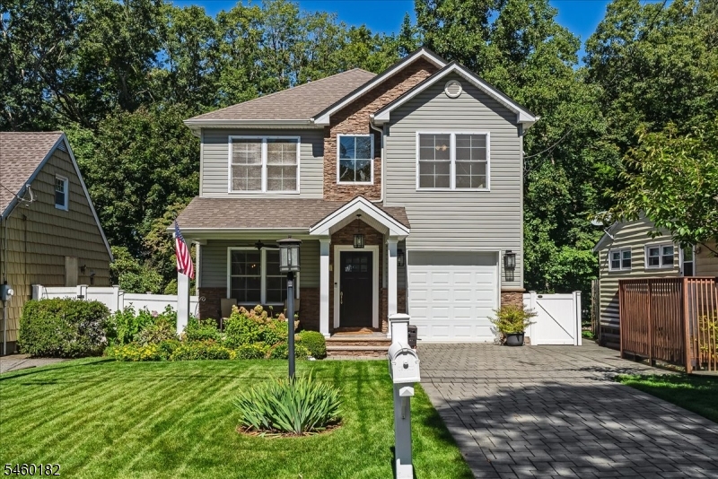 11 Ridge Pl