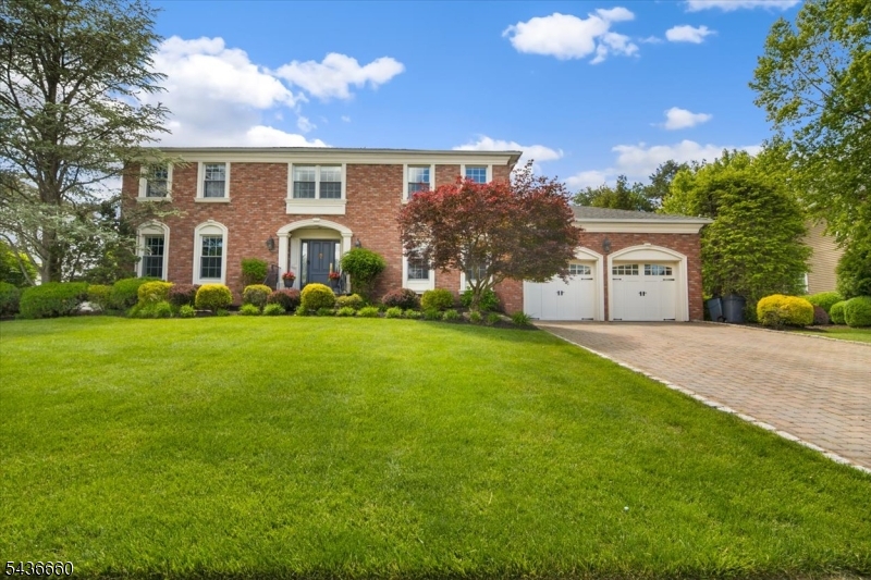 12 Longell Dr