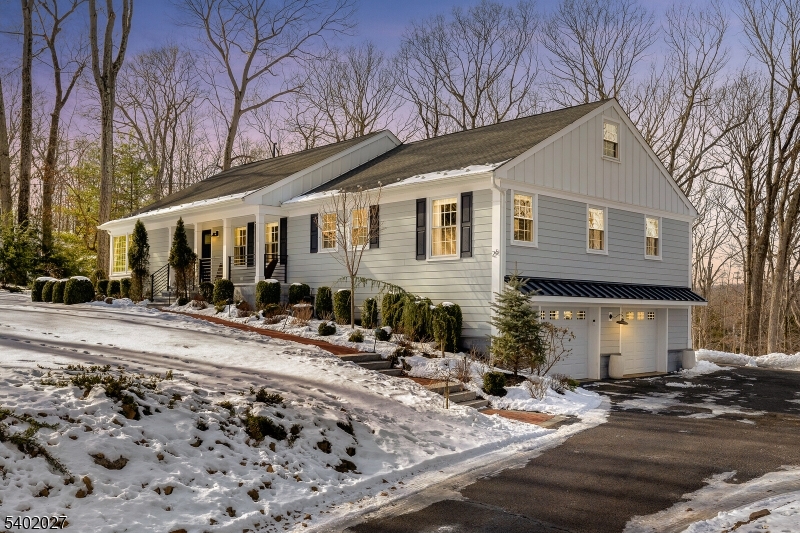 26 Robin Glen Rd, Watchung Bor., NJ 07069