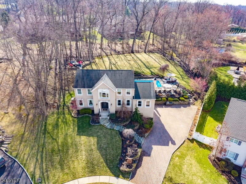 4 Michele Ct