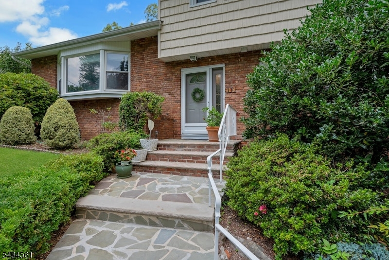  340 Central Ave, Mountainside Bo, NJ 07092 
