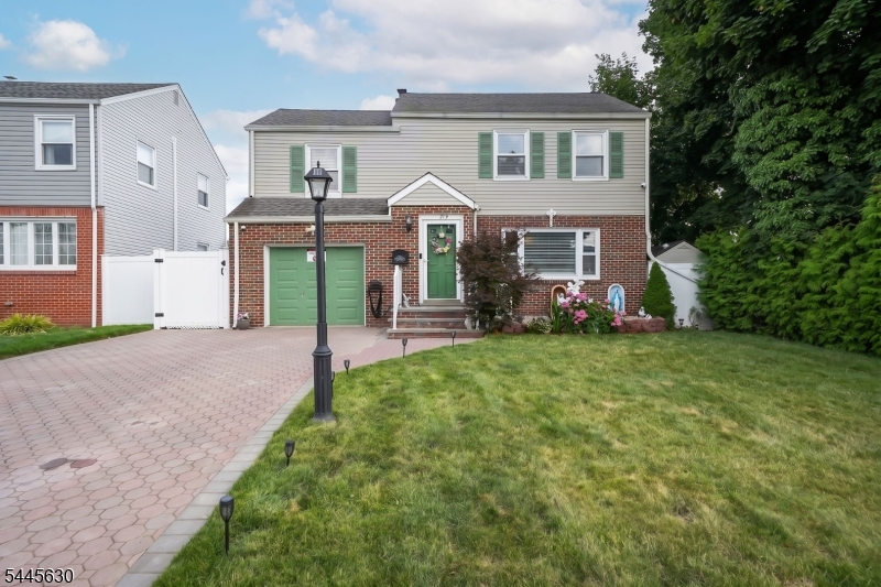 219 Burroughs Ter, Union Twp. - Union, NJ 07083