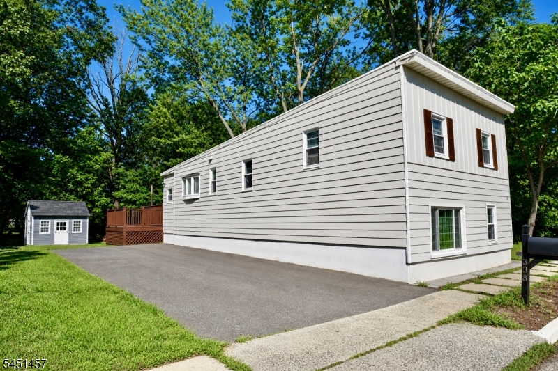338 Delmore Ave