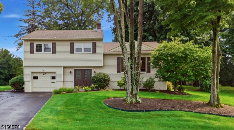 42 Hanover Pl