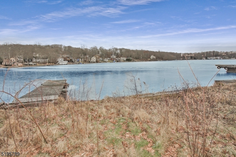 222 LAKESIDE AVE HOPATCONG NJ 07843 Lake Hopatcong Real Estate   104930534 1 