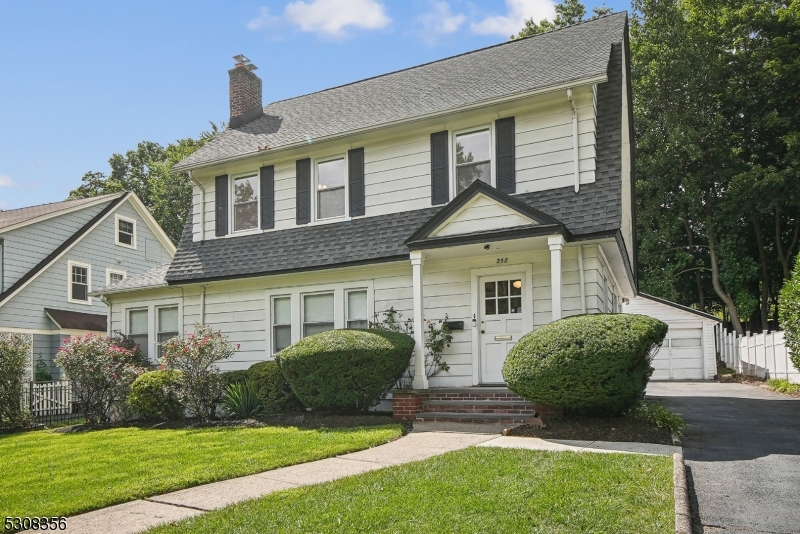 258 Grove St, Montclair Twp., NJ 07042